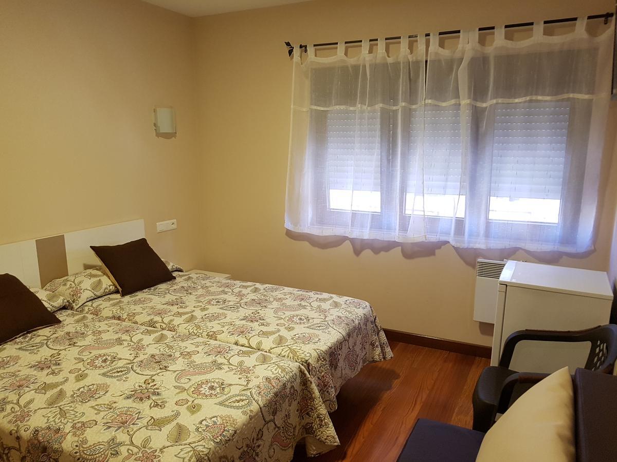 Pension Arenal San Vicente De La Barquera Esterno foto