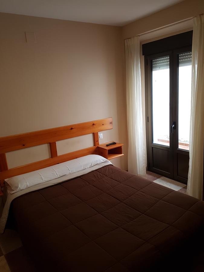 Pension Arenal San Vicente De La Barquera Esterno foto