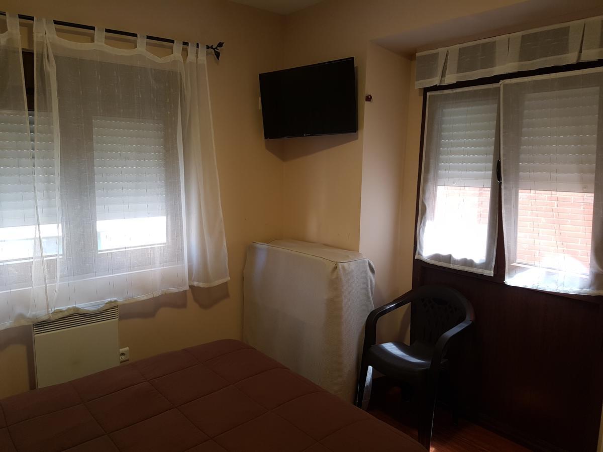 Pension Arenal San Vicente De La Barquera Esterno foto
