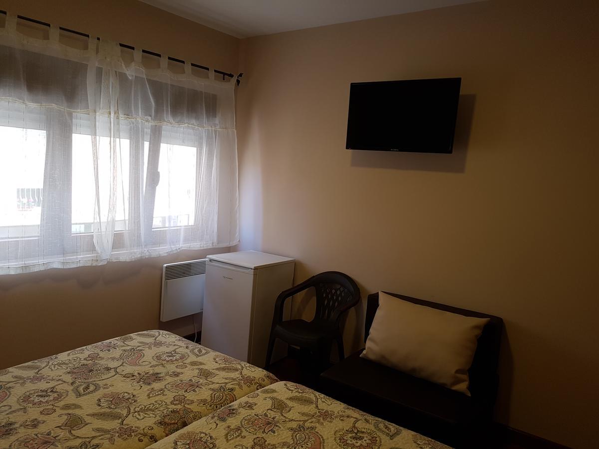 Pension Arenal San Vicente De La Barquera Esterno foto